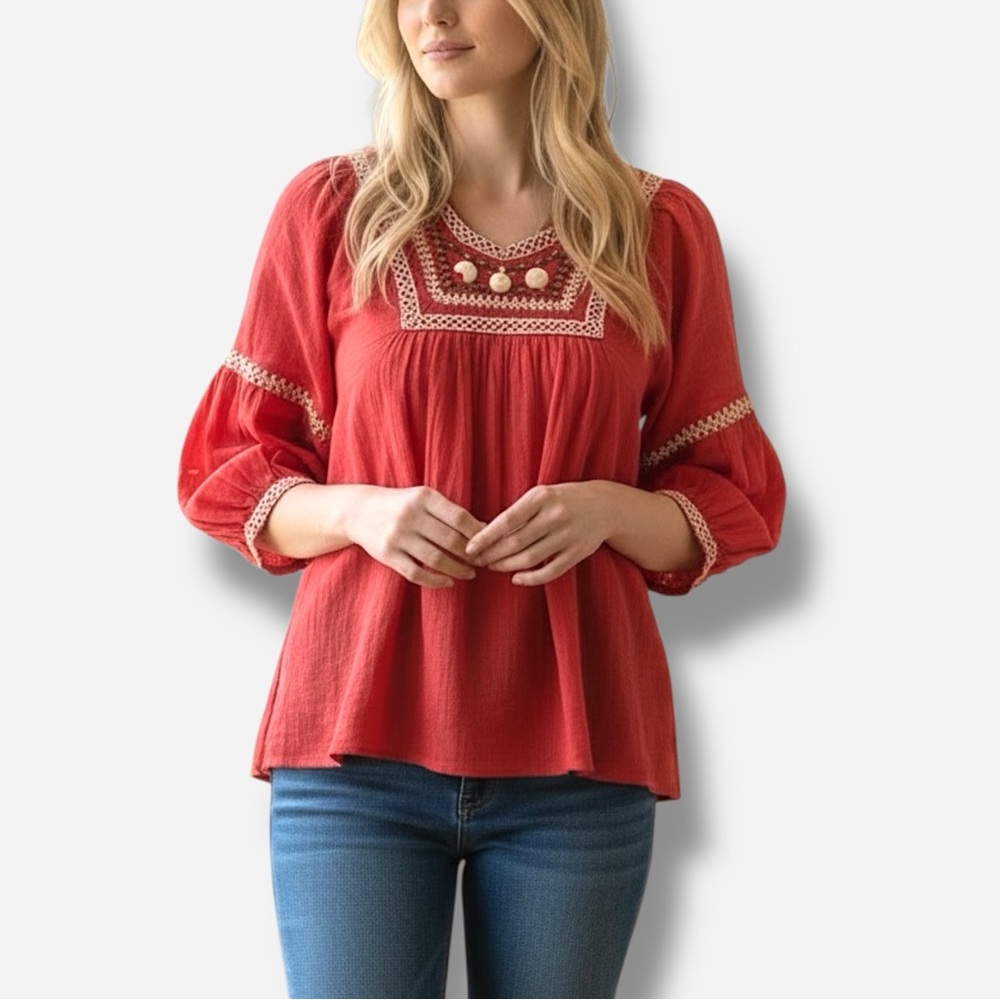 🌸New🌸Max Studio EmbroideredBlouse Top Sz Small 3/4 sleeve NWT